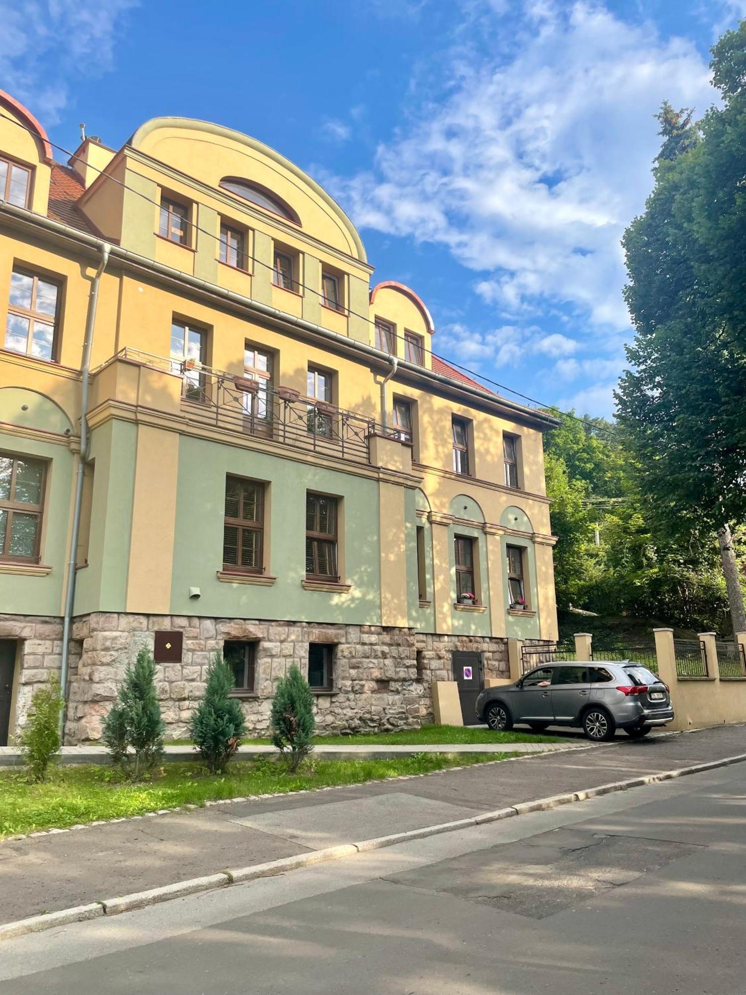 Szmaragdowa Sowa Apartment Walbrzych Exterior photo