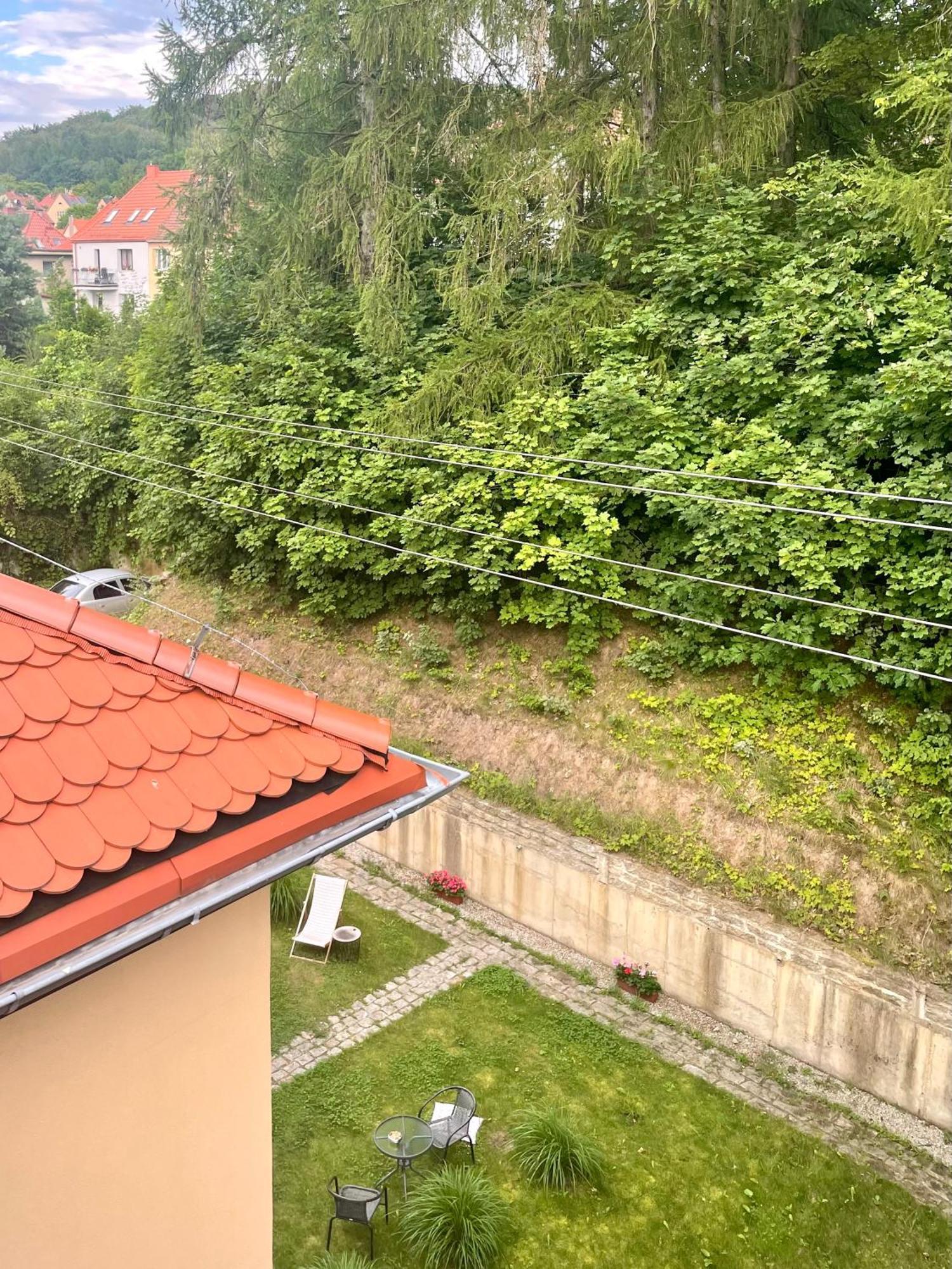 Szmaragdowa Sowa Apartment Walbrzych Exterior photo